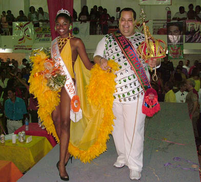 Portal de Not�cias PJF | Muita simpatia e samba no p� garantem t�tulo ao Rei Momo e � Rainha do Carnaval 2007 | FUNALFA - 20/1/2007